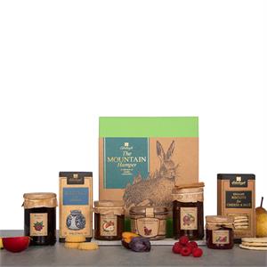 Edinburgh Preserves Mountain Hamper Box Gift Set